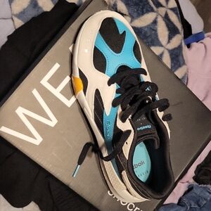 Reebok Turquoise and Black Sneakers Brand New